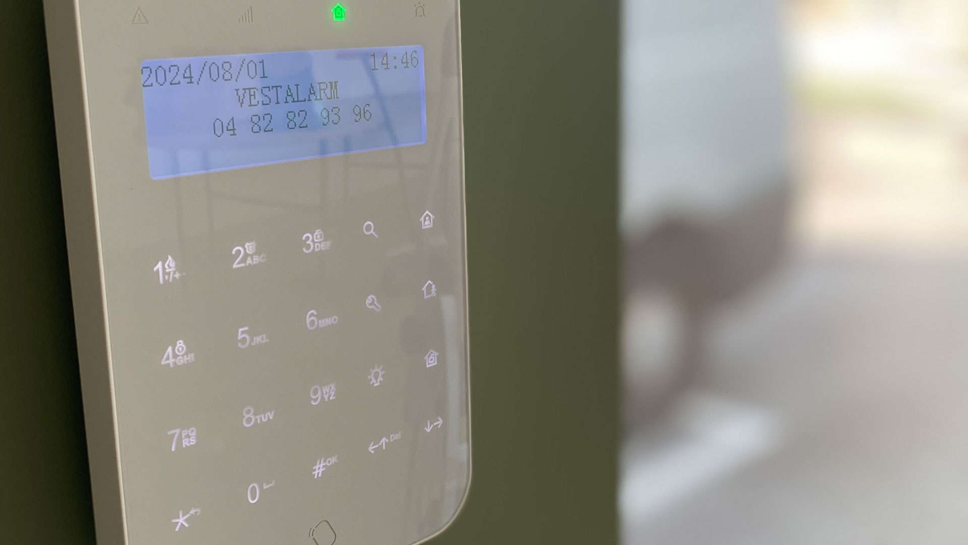 Image de l'article Installer une alarme connectée proche de chez vous : un geste simple pour une grande sécurité